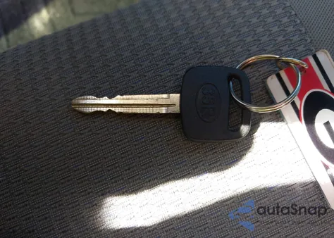 2014 Toyota Tacoma из США, поврежденный, VIN 5TFNX4CN6EX036600